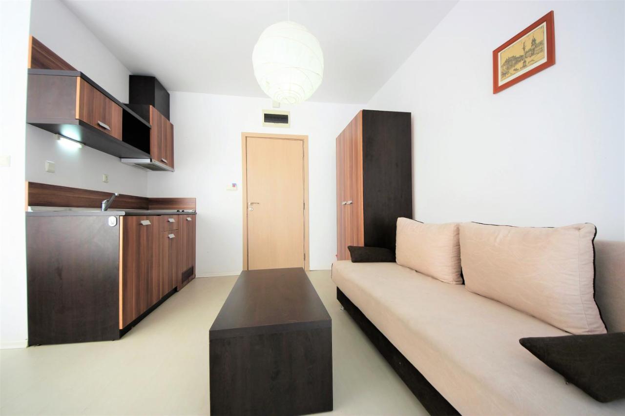 Menada Rainbow Apartments Pantai Sunny Luaran gambar